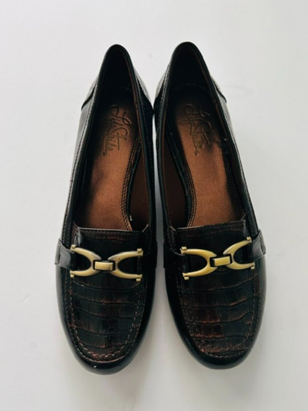 NWT Women's LifeStride Brown Loafers with Buckle, Size 8M - Picture 2 of 6